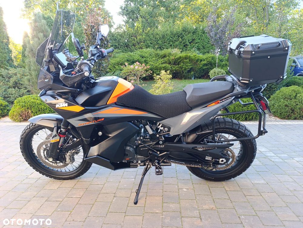 KTM Adventure - 6