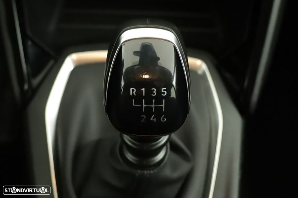 Peugeot 208 1.2 PureTech Style - 15
