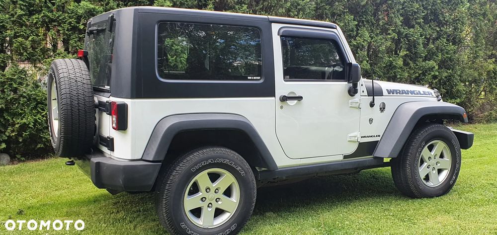 Jeep Wrangler - 5
