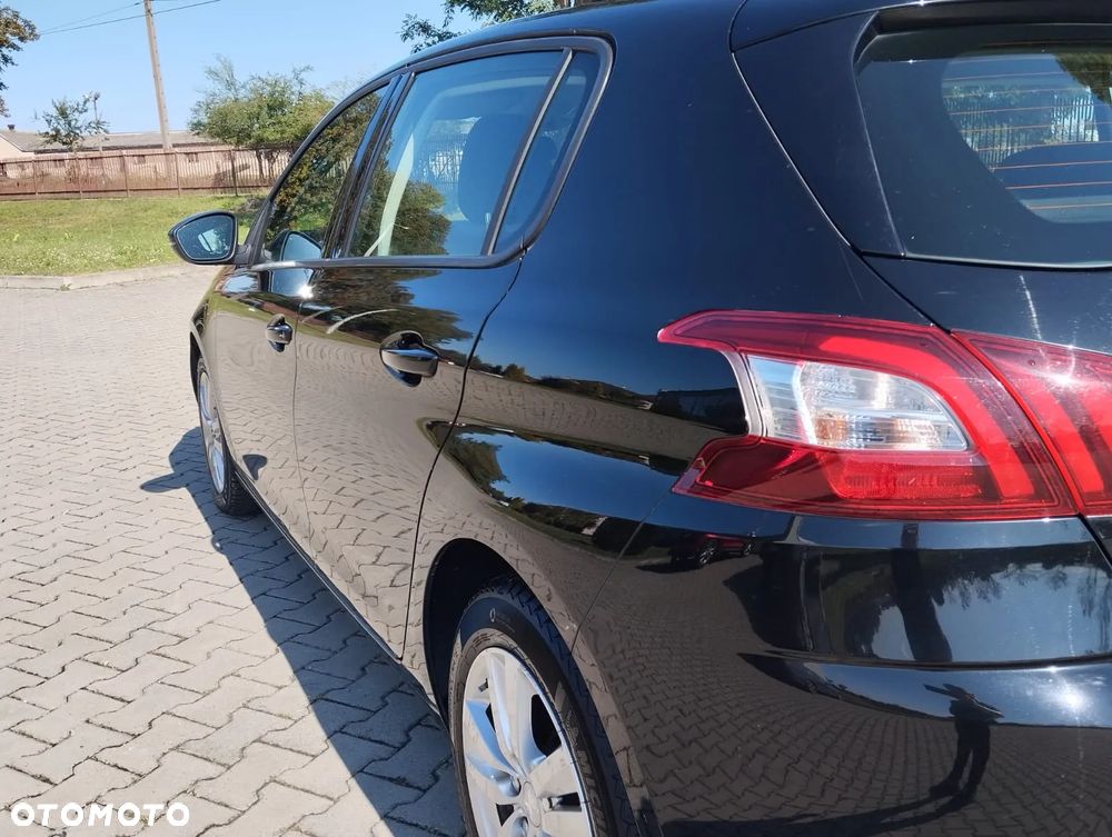 Peugeot 308 PureTech 130 GPF Black Edition - 9