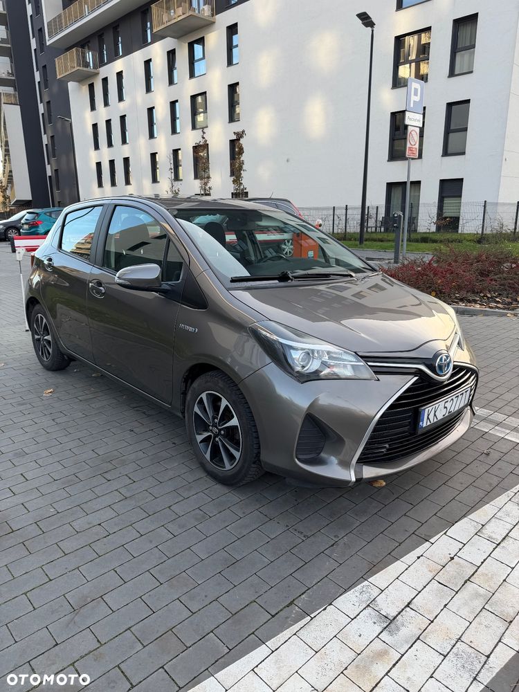 Toyota Yaris ver-hybrid-style-selection - 1
