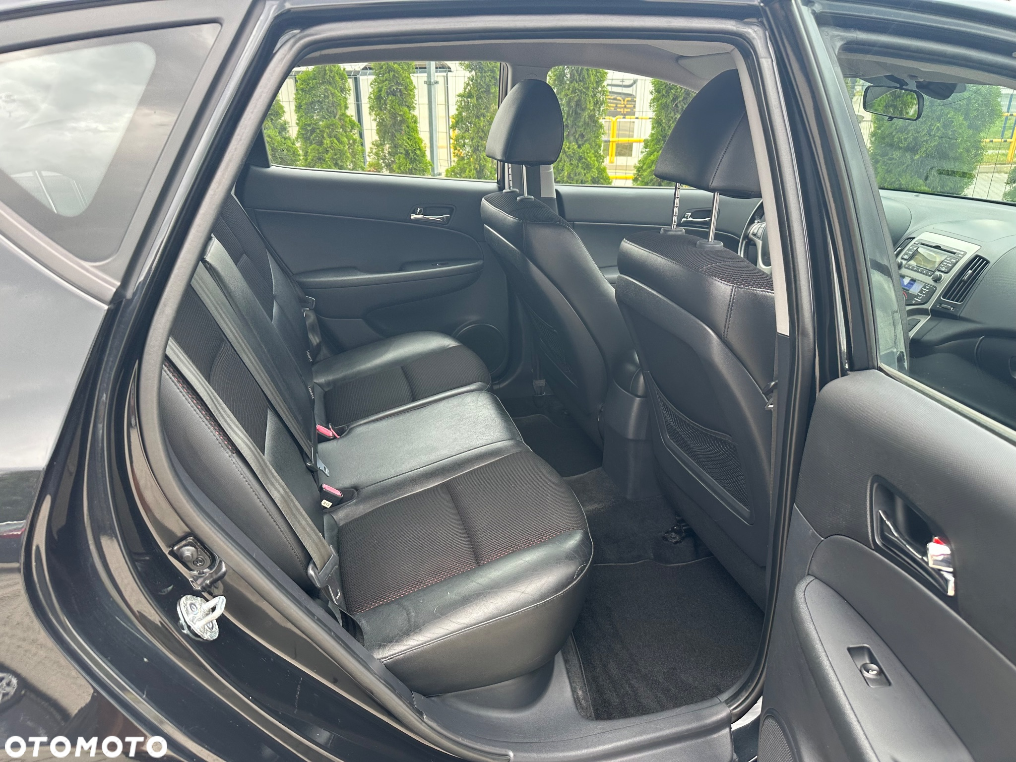 Hyundai i30 1.4 FIFA WM Edition - 10
