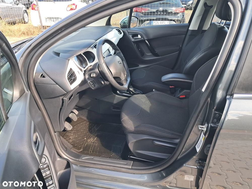 Citroën C3 Pure Tech (VTi) 82 Exclusive - 12