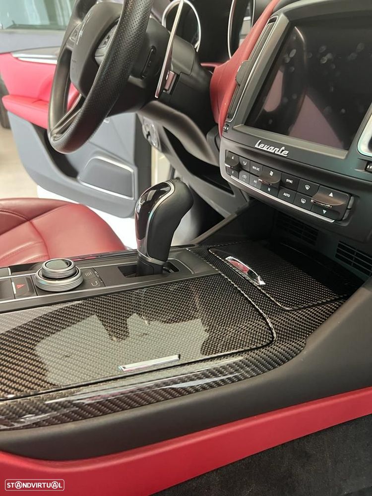Maserati Levante - 26