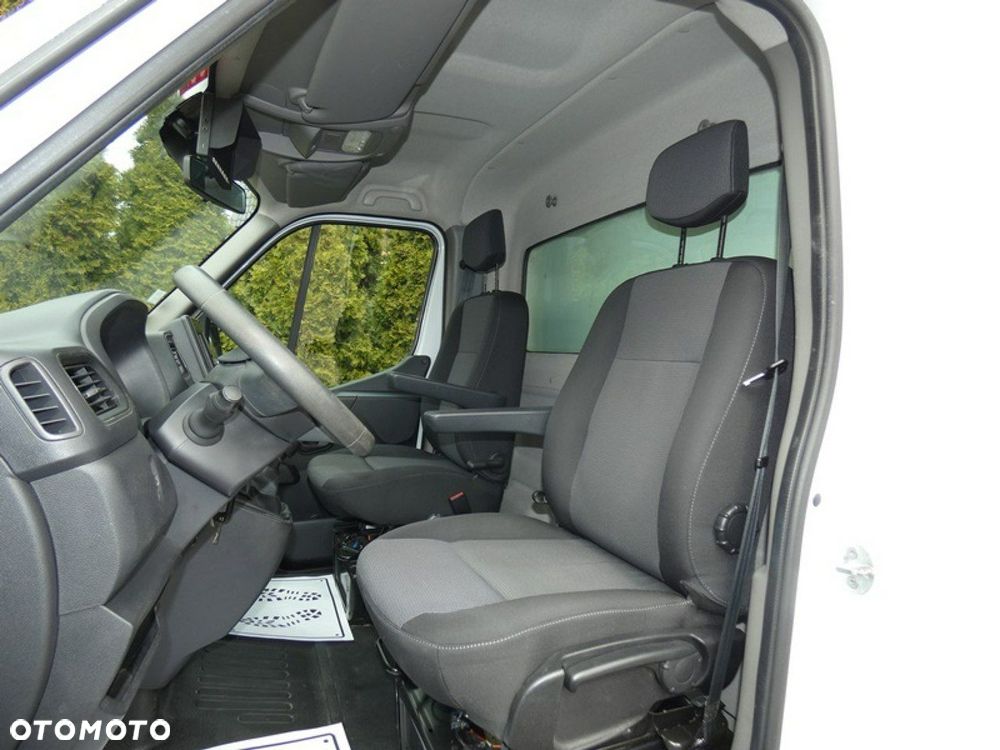 Renault Master - 10