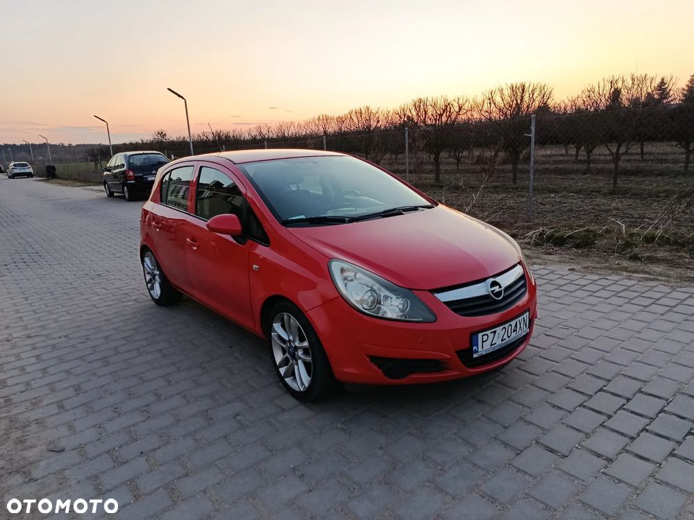 Opel Corsa 1.4 16V Cosmo - 1