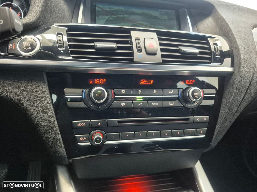 BMW X3 20 d xDrive xLine Auto — fotografia 14