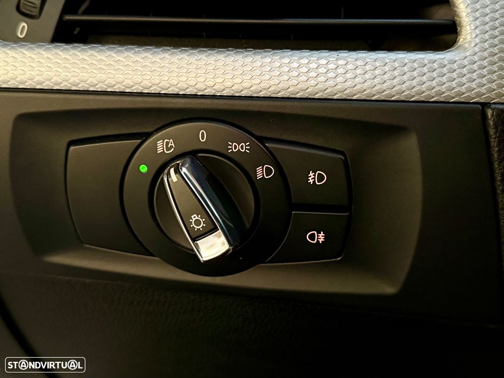 BMW 320 d Coupe - 17