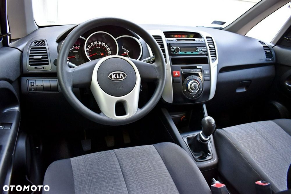 Kia Venga 1.4 S - 12