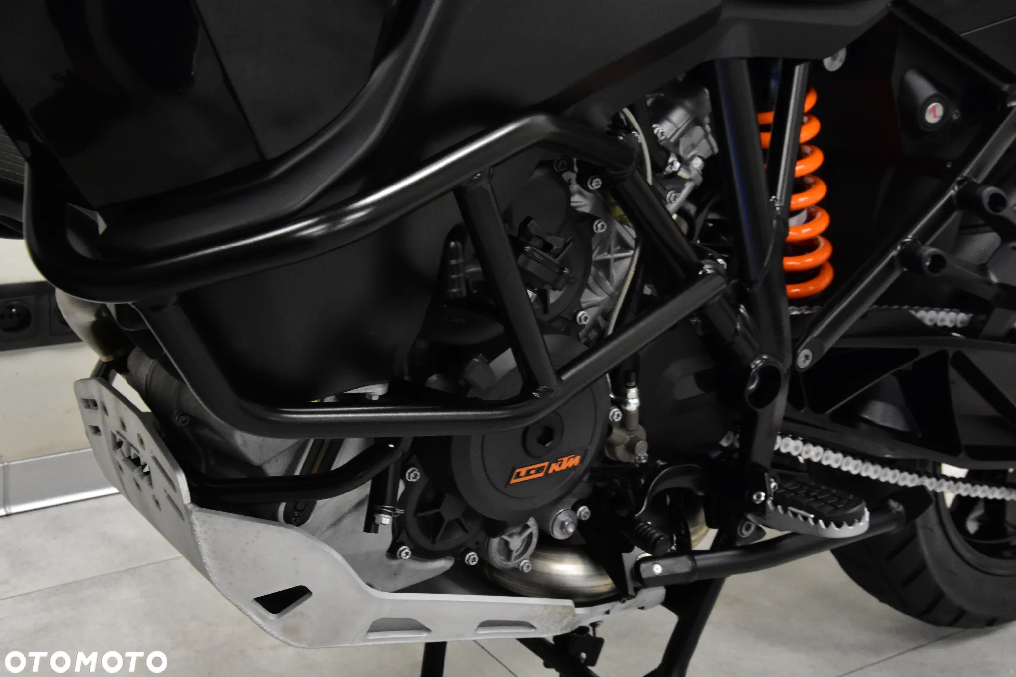KTM Adventure - 36