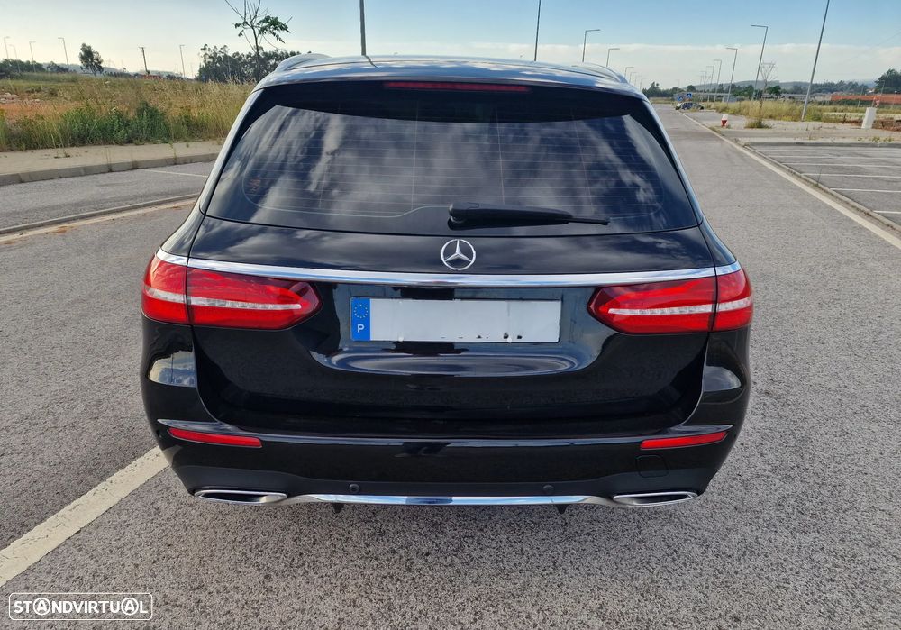 Mercedes-Benz E 220 d AMG Line 7L - 4