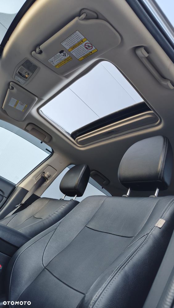 Mitsubishi Outlander - 19