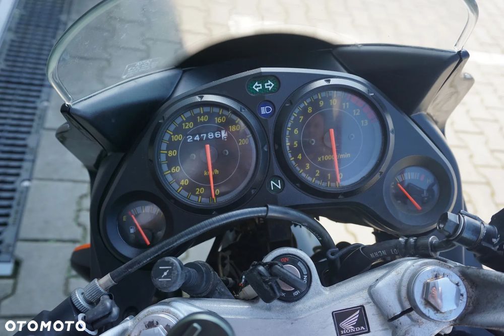 Honda CBR - 6