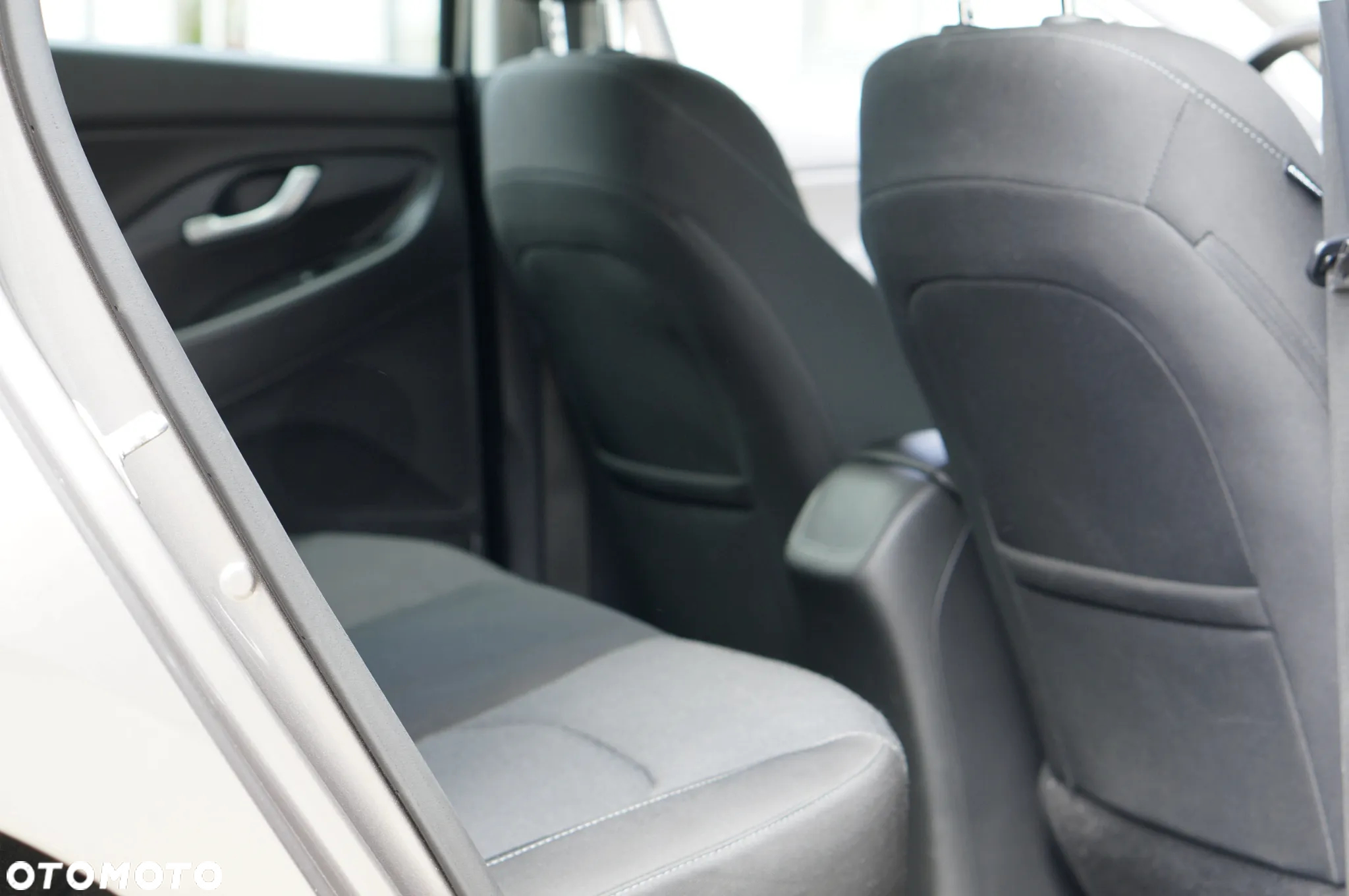 Hyundai i30 1.5 T-GDI 48V Comfort DCT - 25