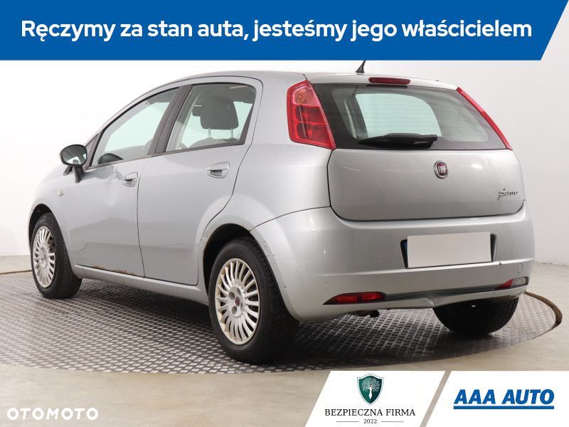 Fiat Grande Punto - 5