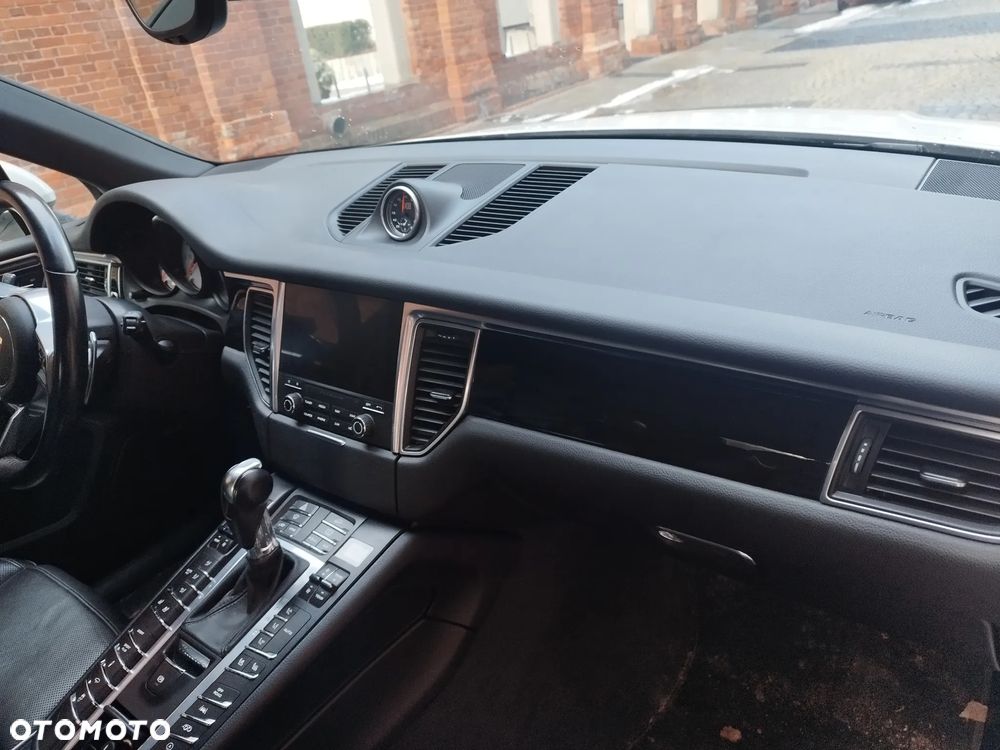 Porsche Macan PDK - 23