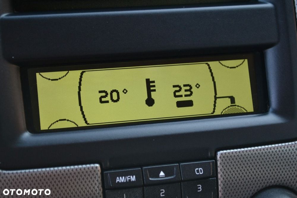 Volvo V50 - 16