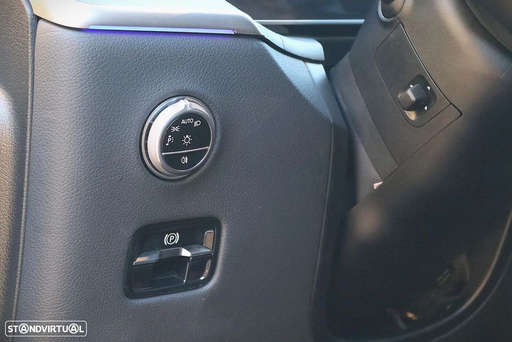 Mercedes-Benz GLC 300 e 4Matic 9G-TRONIC Avantgarde Advanced - 20