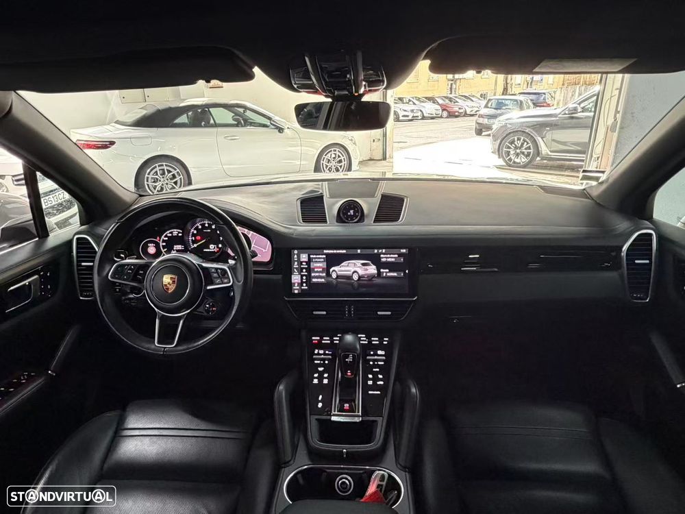 Porsche Cayenne S - 12