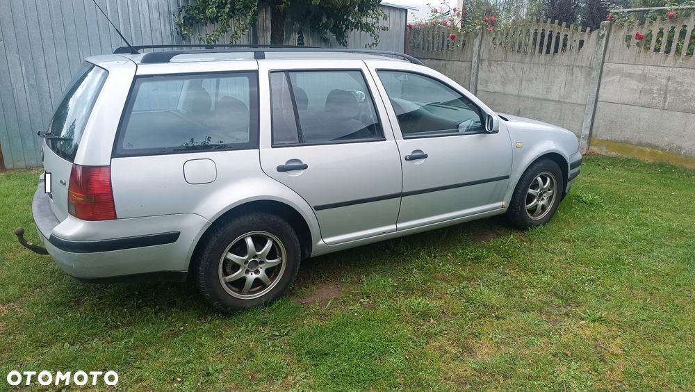 Volkswagen Golf 1.9 TDI - 1