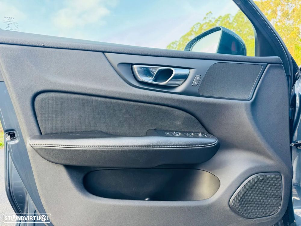 Volvo V60 2.0 D3 Inscription - 16