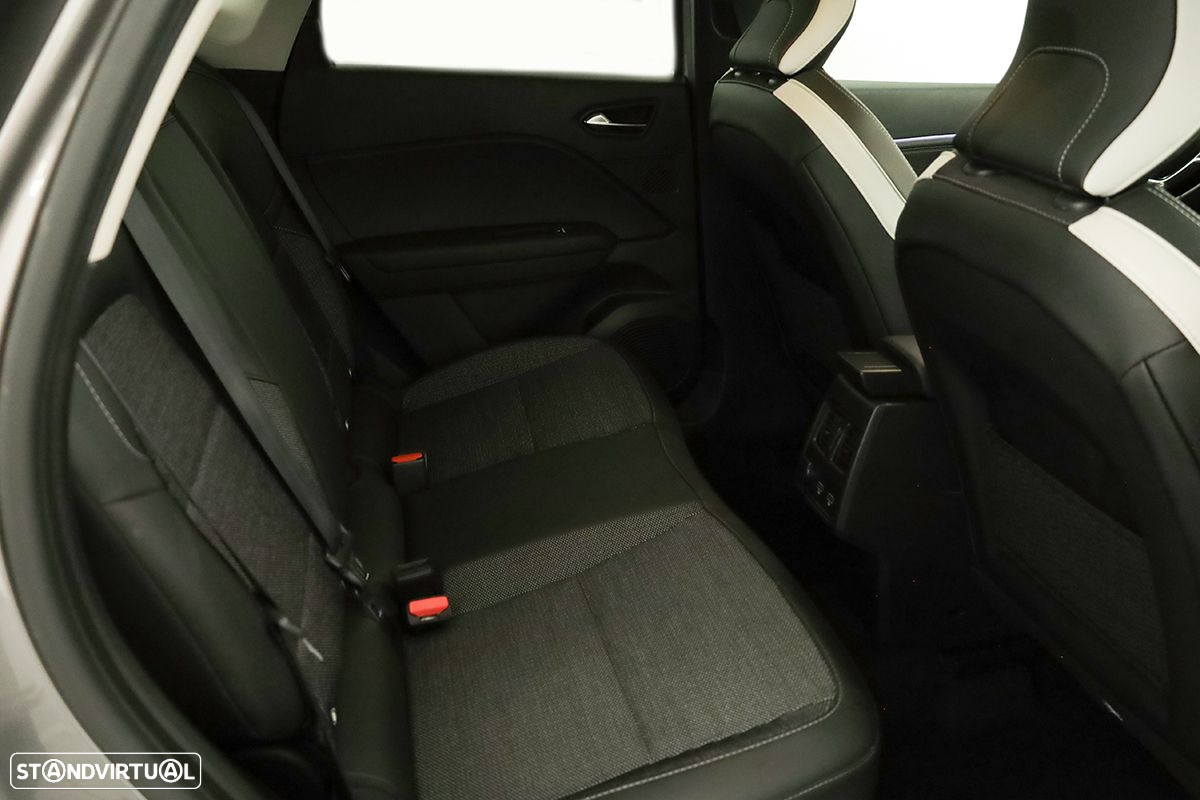 Renault Captur 1.0 TCe Techno - 23