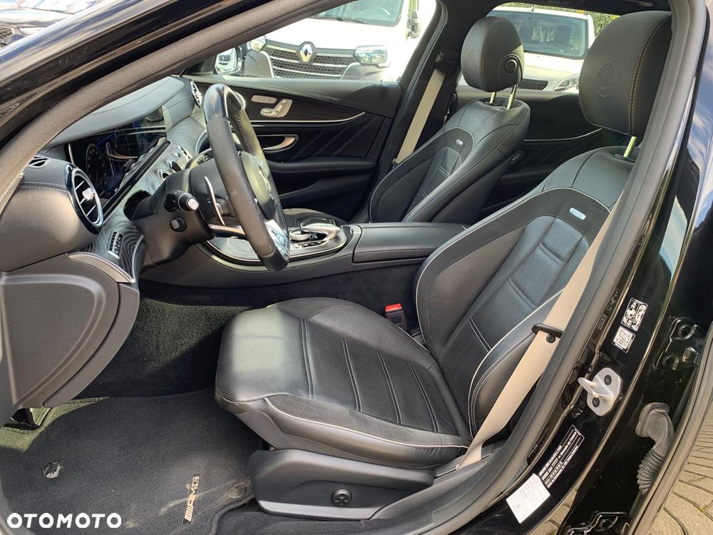 Mercedes-Benz Klasa E AMG 63 S 4Matic+ 9G-TRONIC - 11