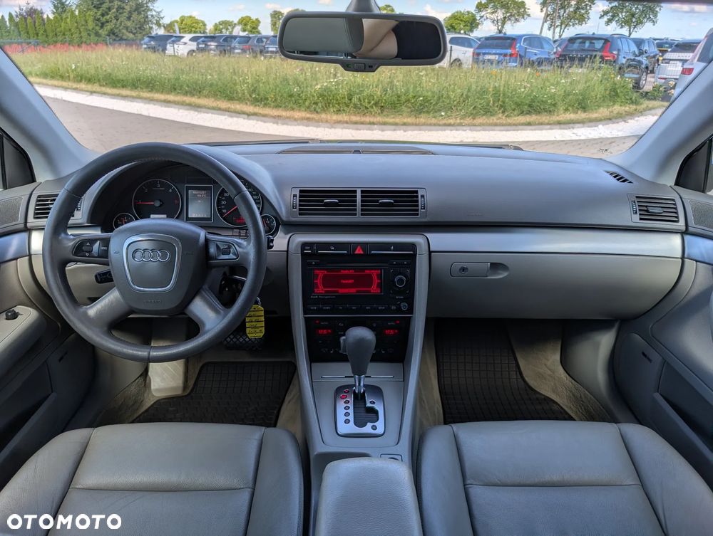 Audi A4 Avant 2.0 TDI DPF multitronic - 27
