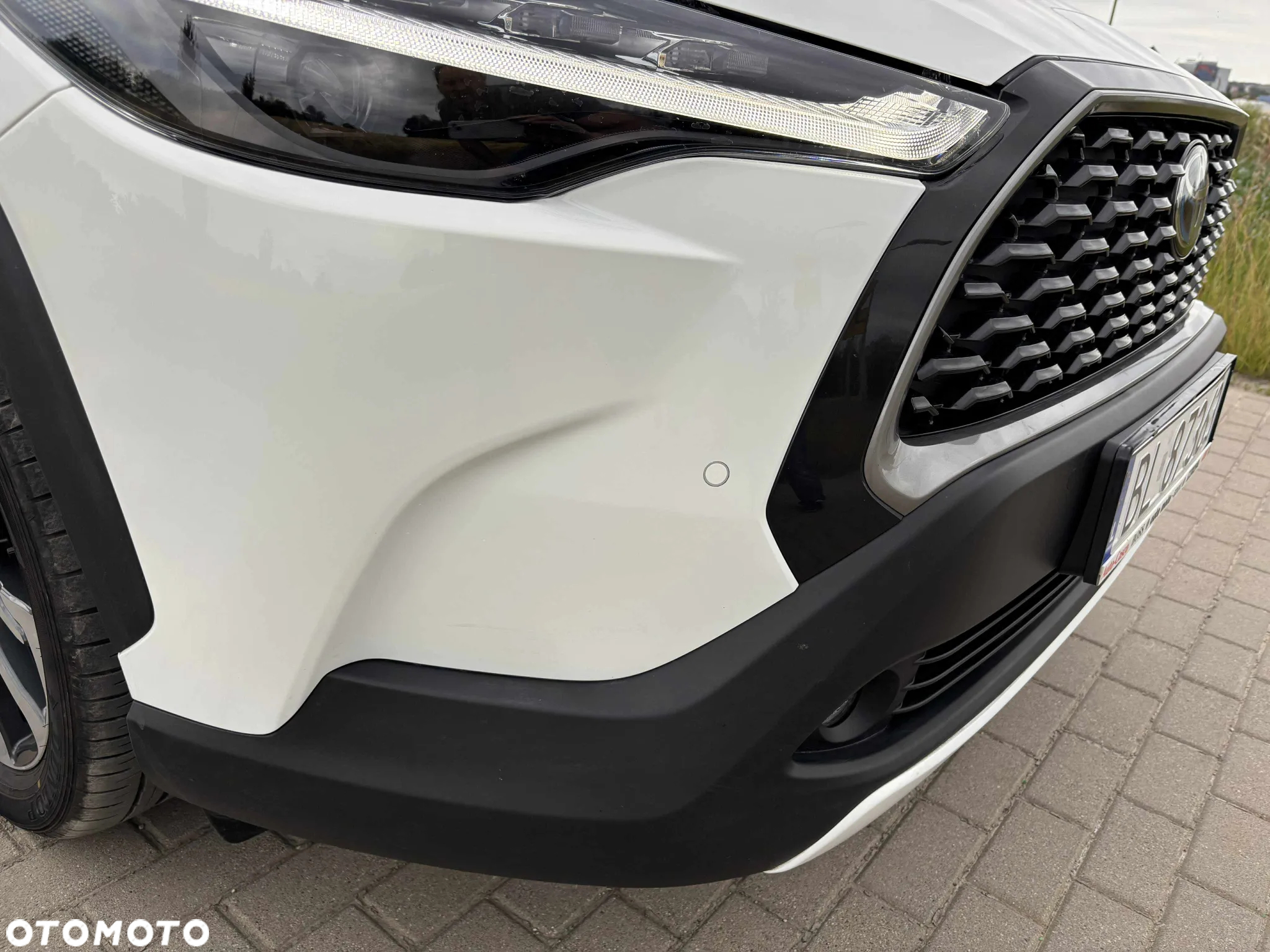 Toyota Corolla Cross 2.0 Hybrid Executive AWD - 30