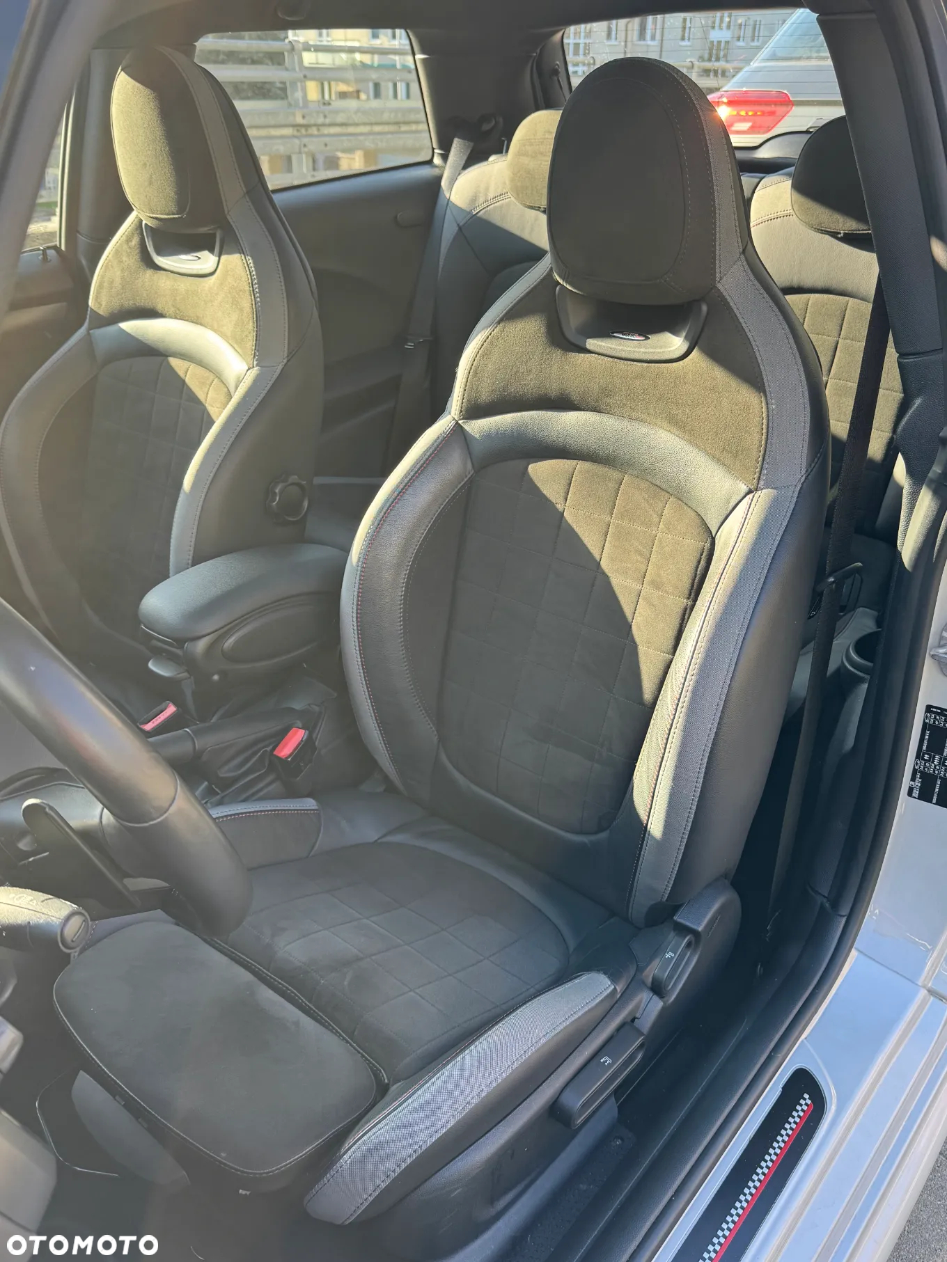 MINI John Cooper Works - 11