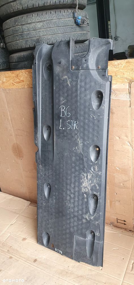 Osłona płyta podwozia lewa VW Passat B6 3C0825201F - 3