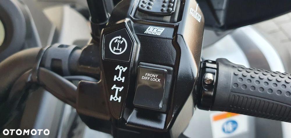 Can-Am Outlander Max - 13