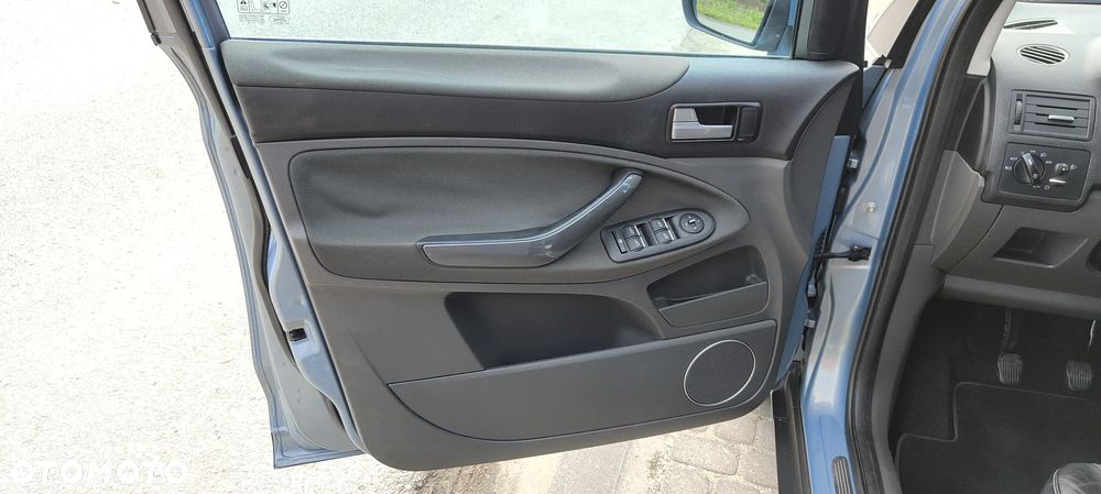 Ford Kuga 2.0 TDCi Titanium - 15