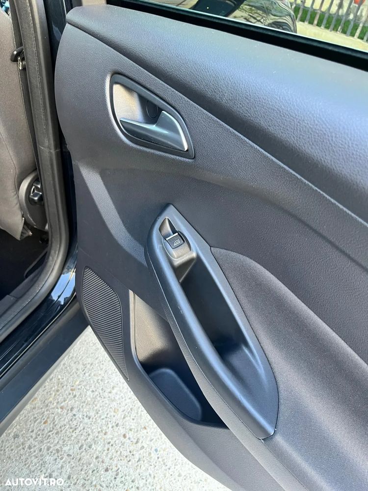 Ford Focus 2.0 TDCI DPF Powershift Titanium - 22