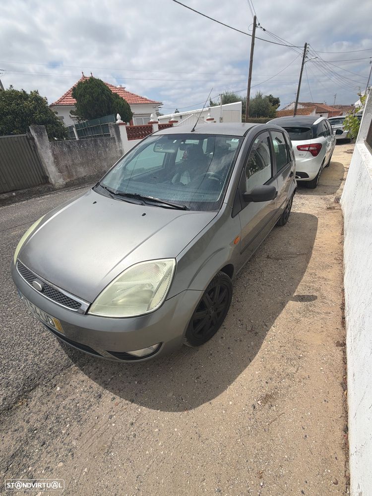 Ford Fiesta 1.4 Ghia - 3