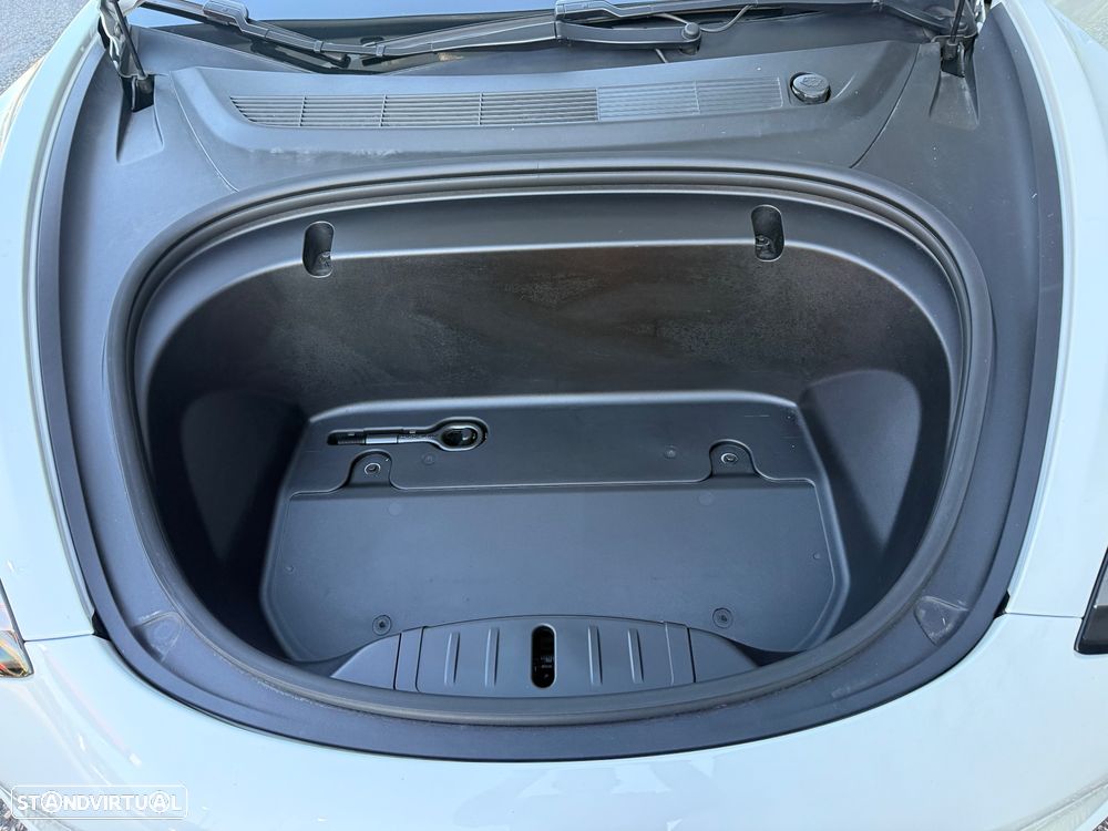 Tesla Model 3 AWD Dual Motor Performance - 12
