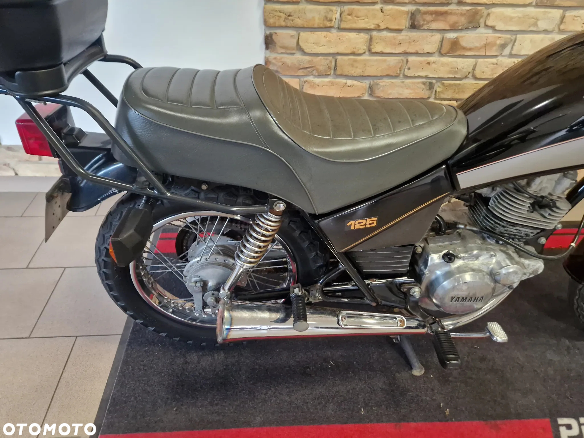 Yamaha SR - 12