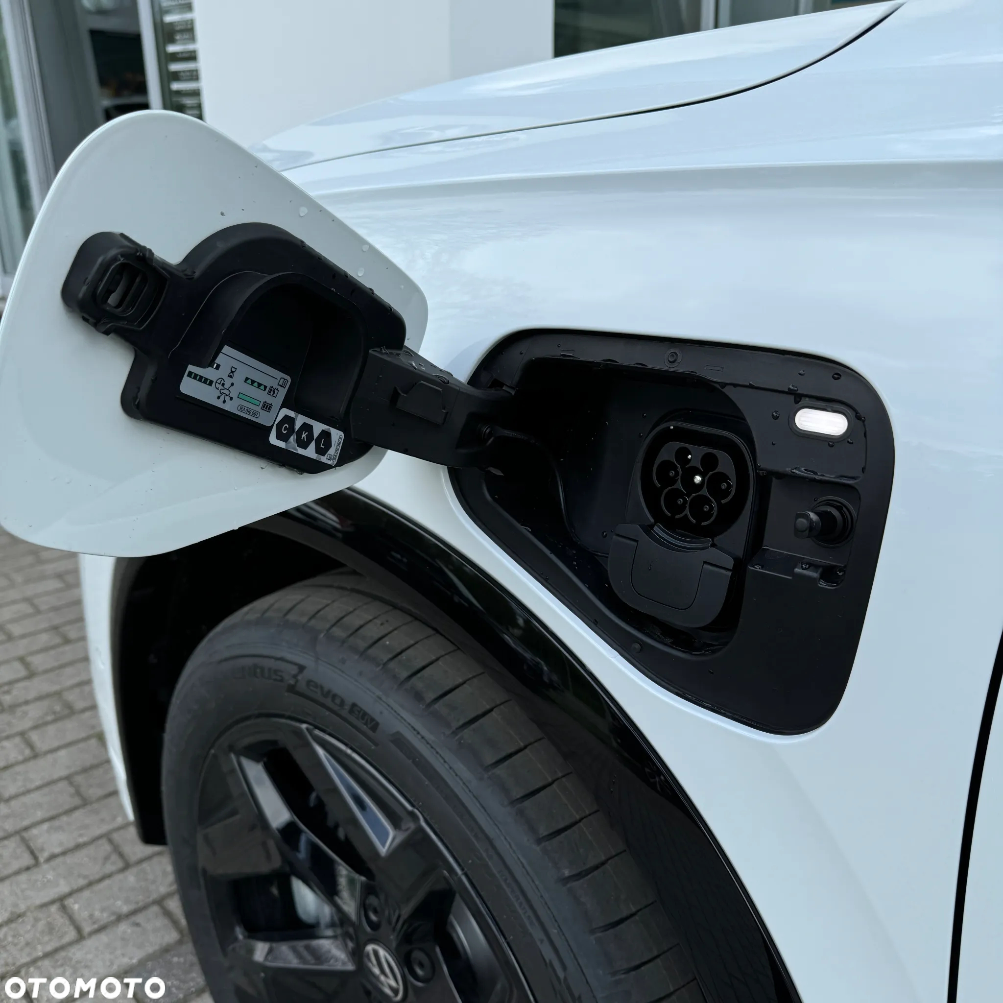 Volkswagen Tiguan 1.5 eHybrid PHEV R-Line Plus DSG - 12