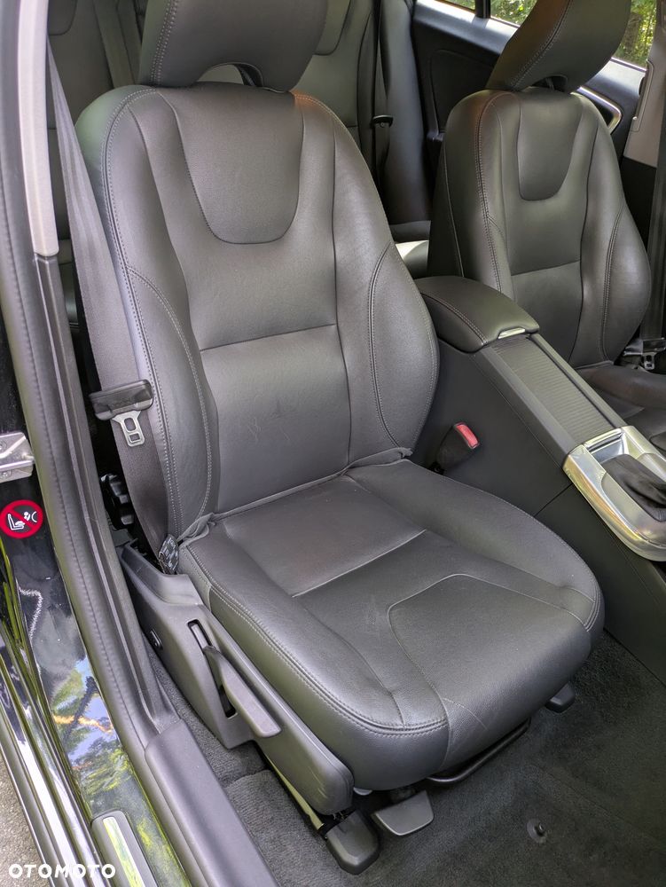 Volvo V60 D4 Drive-E Summum - 16