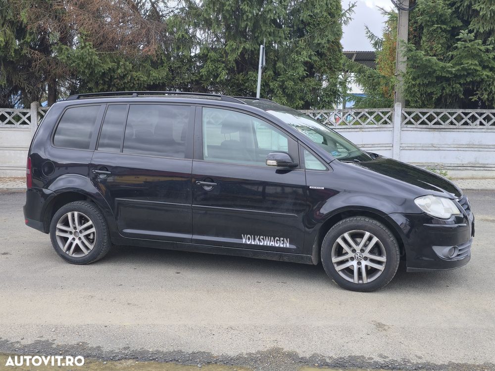 Volkswagen Touran 1.9 TDI Conceptline - 12