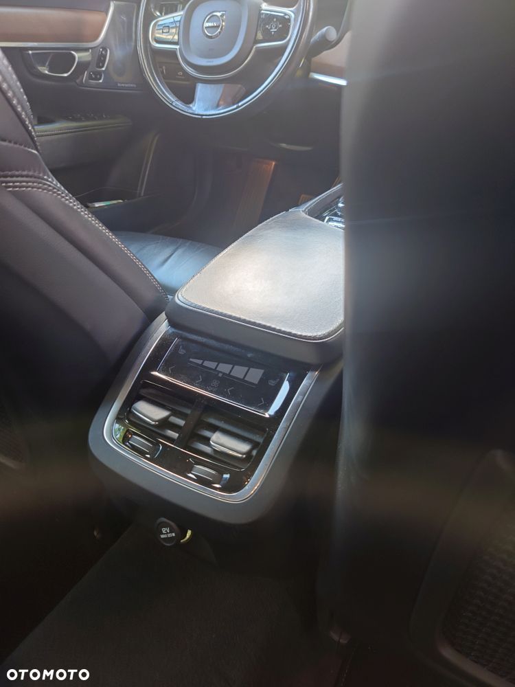 Volvo S90 D5 AWD Inscription - 9