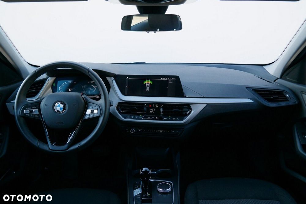 BMW Seria 1 - 16