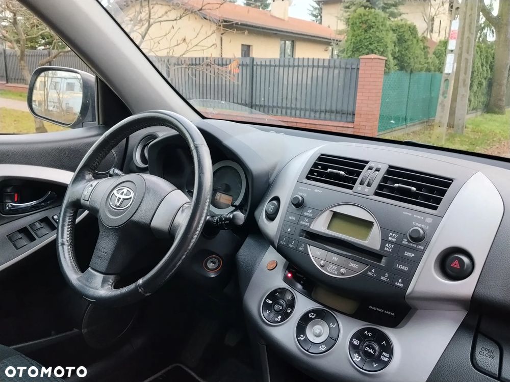 Toyota RAV4 2.0 4x4 Executive - 10