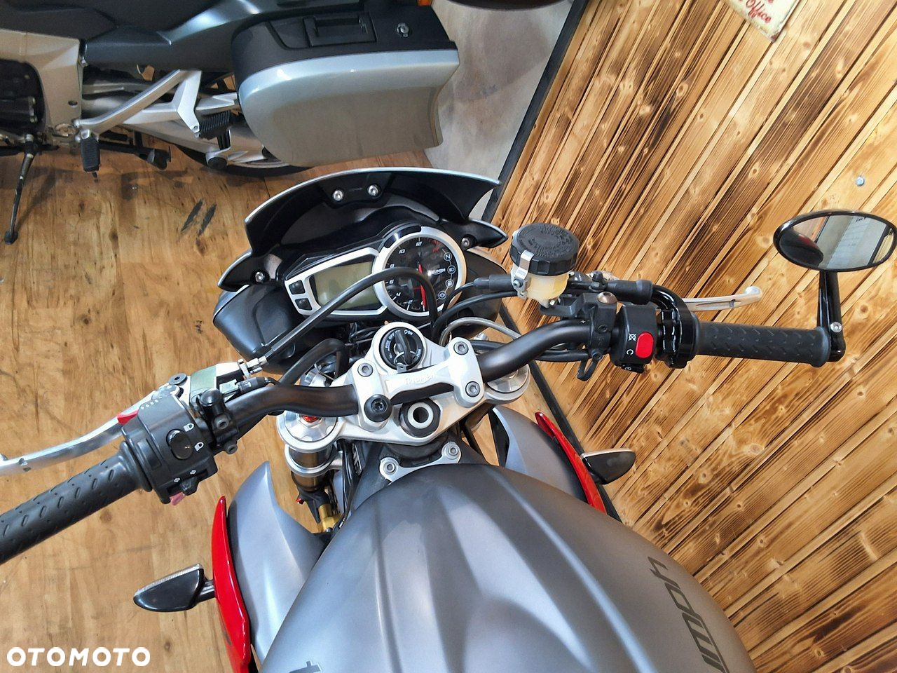 Triumph Speed Triple - 13