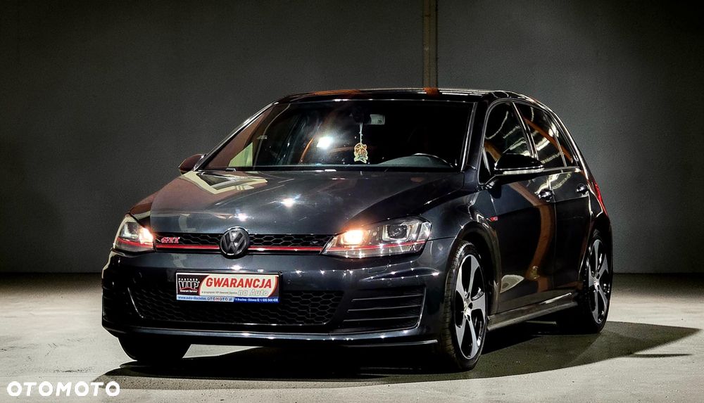 Volkswagen Golf GTI Performance BlueMotion Technology - 3