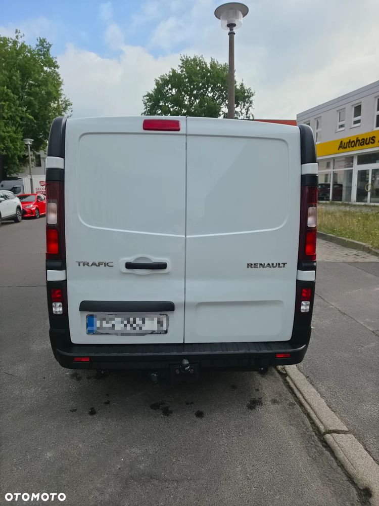 Renault Trafic - 8