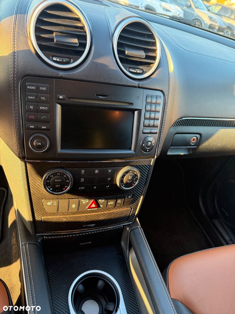 Mercedes-Benz GL 450 - 13