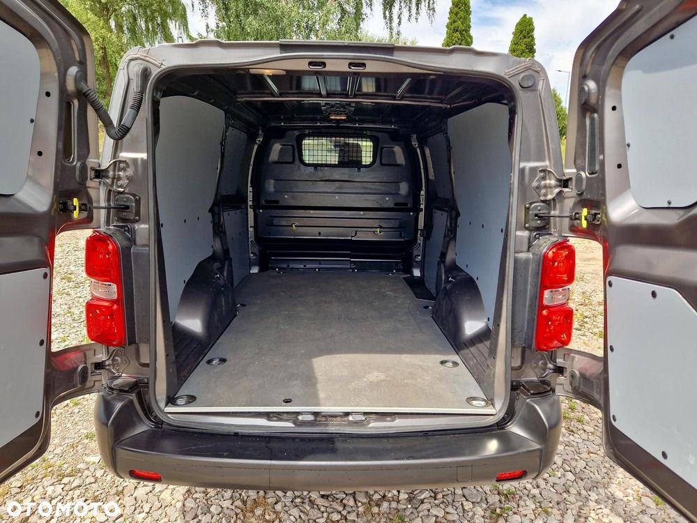 Toyota PROACE - 10