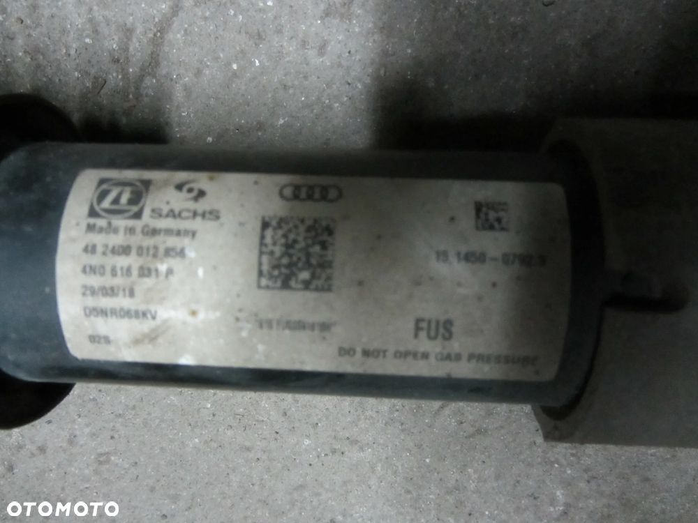 AUDI A8 D5 4N0 amortyzatory tył prawy lewy 4N0616001L 4N0616002L - 5
