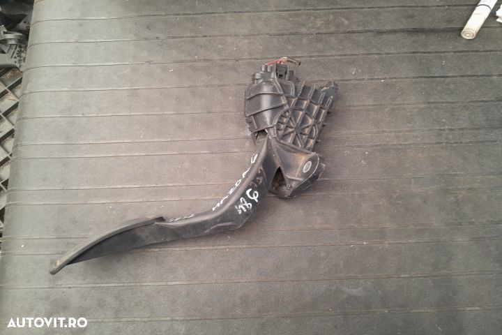 Pedala acceleratie 1988003400 198800-3400 1988003400 198800-3400 Mazd - 1